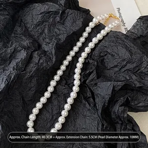 Élégant collier de perles blanches avec perles de 10mm et chaîne ajustable de 40,3cm