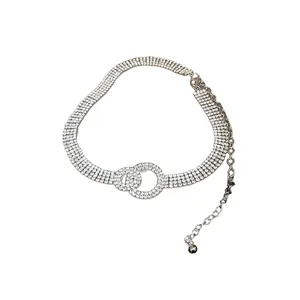 Élégante chaîne de taille en strass argentés avec double cercle et extension réglable