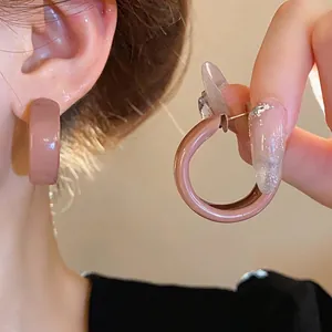 Vintage minimalist C-shaped drip oil hoop earrings with silver pins for elegant women
