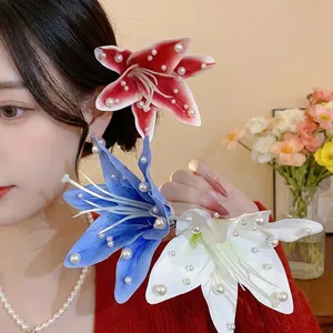 Pinces à cheveux en lys en tissu avec perles élégantes pour coiffures féminines