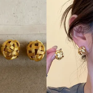 18K Gold Plated Woven Hollow Ball Clip On Earrings For Women Minimalist Geometric Design Fashion Jewelry Accessories