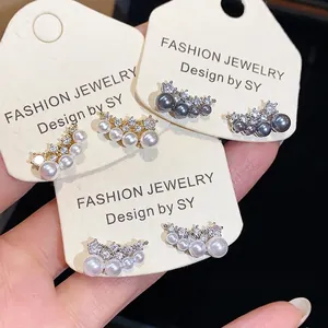 18K Gold Plated Copper Rhinestone Artificial Pearl Stud Earrings With 925 Sterling Silver Earring Post Elegant Niche Design Arc Earrings For Women Party Jewelry