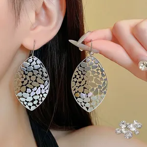European Style Hollow Metal Leaf Hook Earrings Women Geometric Silver Plated Alloy Drop Earrings Fashion Jewelry
