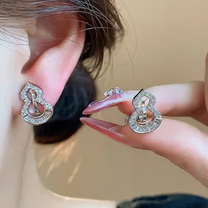 Elegant 18k gold plated gourd-shaped zircon ear clips for women with no piercings
