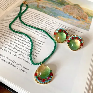 French Vintage Palace Style Resin Glass Beaded Necklace Round Pendant Elegant Necklace And Stud Earrings For Women Jewelry