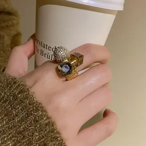Luxurious 18K Gold Plated Copper Geometric Open Ring For Women Zirconia Inlaid Square Gemstone Adjustable Fashion Finger Ring Jewelry