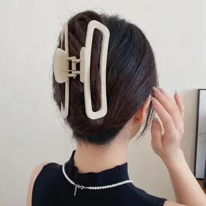 Élégante grande pince à cheveux rectangulaire beige en acrylique pour coiffures épaisses