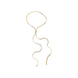 Elegante collana lunga regolabile placcata in oro vero con catena a serpente da donna