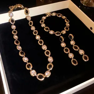 Korean Style Irregular Oval Rhinestone Pendant Necklace Luxury Gold Plated Alloy Clavicle Chain For Women Fashion Jewelry