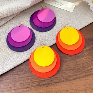 Bohemian Round Wood Disc Drop Earrings For Women Western Exaggerated Multi-Layer Wood Gradient Geometric Earrings Vacation Jewelry