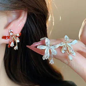 18K Gold Plated Flower Stud Earrings With Zirconia Exquisite Floral Ear Jewelry With Silver Post For Women Accessories