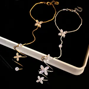 Set bracciale con anello integrato a fiore in zircone vintage da donna in oro e argento