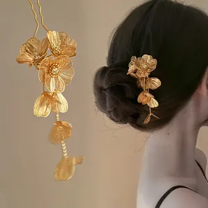 French Hollow Flower Tassel Hair Stick Alloy Rhinestone Dangle Hair Fork Elegant Vintage Chinese Style For Women