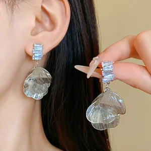 Orecchini a Goccia in Zirconia con Petali Spazzolati Con Perno in Argento Lussuosi Orecchini a Fiore per Donna Gioielli di Moda