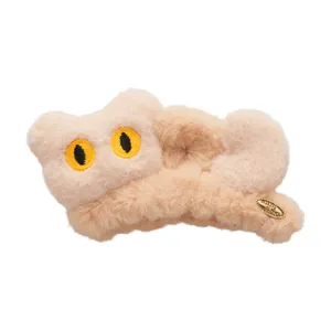Pince à cheveux chat en peluche pour accessoires de coiffure femme automne hiver