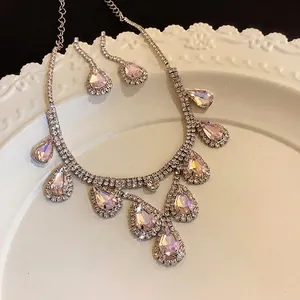 Elegant French style teardrop rhinestone necklace and earrings jewelry set for women