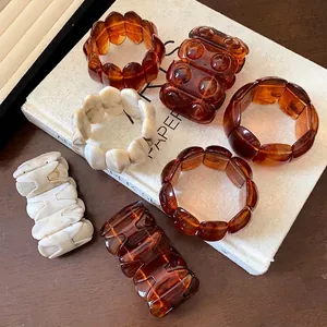 Vintage Exaggerated Acrylic Elastic Bangle Bracelet For Women Retro Marble Amber Pattern Resin Wide Cuff Bracelet Commute Jewelry