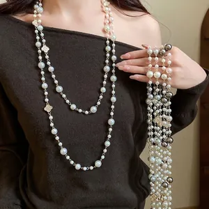 Collana Lunga da Maglione in Lega di Perle Artificiali Vintage Lussuosa Con Ciondolo a Fiore Trifoglio Strass Gioielli Donna