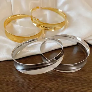 Minimalistische Runde Metall-Ohrreifen Mit 925 Sterling Silber Stift Gold Silber Polierte Geometrische Kreis Ohrringe Für Damen