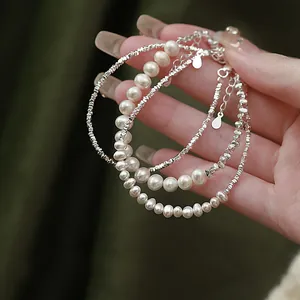 Bracciale alla Moda in Argento Triturato e Perle Artificiali per Donna Minimalista di Lusso Leggero Personalizzato in Lega Gioielli Regalo