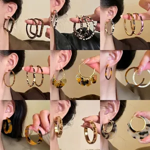 Vintage Maillard Leopardendruck Ohrhänger Für Frauen Legierung Harz Silber Ohrringpfosten Hong Kong Stil Mode Creolen Schmuck