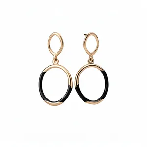 Elegante ovale Ohrhänger in Roségold mit schwarzen Emaille-Details im minimalistischen Stil.