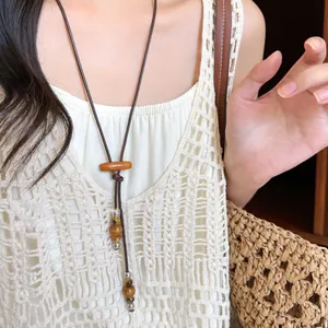 Collana con ciondolo in legno etnico retrò in stile zen per abbigliamento donna