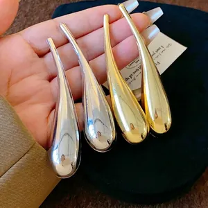 Eleganti orecchini a goccia irregolari minimalisti oversize in finitura oro e argento