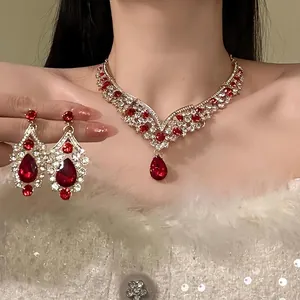 Vintage Palace Style Jewelry Set Gold Plated Red Water Drop Rhinestone Necklace Earrings Set For Wedding Banquet Women Jewelry