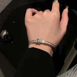Women Luxury Alloy Rhinestone Geometric Bangle Elegant Niche Minimalist Fashion Silver Color Jewelry Accessory