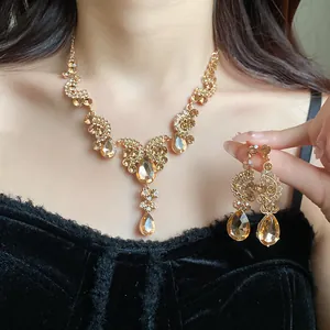 Elegant vintage champagne rhinestone water drop necklace and earrings jewelry set for women