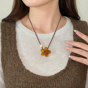 Korean Resin Flower Pendant Necklace Minimalist Brown Rope Clavicle Chain For Women Niche Design Handmade Jewelry Gift