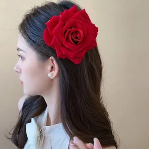 Große rote Stoffrose Haarspange für Damen elegante florale Haarschmuck Ästhetik