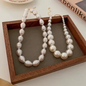 Vintage Baroque Gradient Artificial Pearl Necklace For Women Elegant Copper Clasp Minimalist Clavicle Chain Jewelry Gift