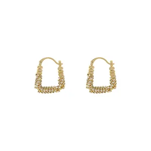 Eleganti orecchini a cerchio a forma di U placcati oro con pietre di zircone scintillanti