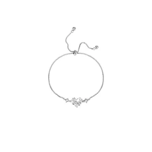 Elegant silver heart bracelet with sparkling cubic zirconia on adjustable box chain
