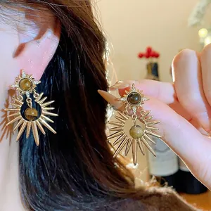 Vintage Sunburst Tiger Eye Stud Earrings For Women Maillard Style Golden Copper Zirconia Inlaid Jewelry With Silver Earring Post