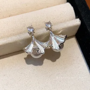 Elegant S925 silver needle ginkgo leaf earrings with zircon and pearl