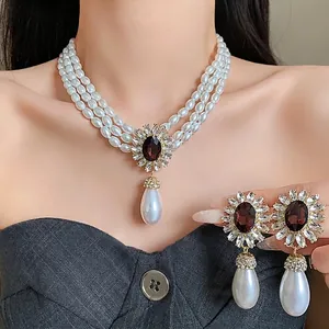 Parure de Bijoux Style Palais Vintage Français pour Femmes en Alliage Strass Floral Goutte d'Eau Collier et Boucles d'Oreilles en Perles Artificielles