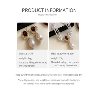 Spécifications détaillées du collier et des boucles d'oreilles perles vintage