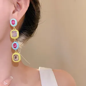Bunte geometrische Hängeohrringe im Dopamin-Stil mit Kristallsteinen für Damen