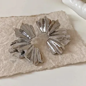 Elegant and artistic metallic fan-shaped pleated earrings with a modern silver finish
