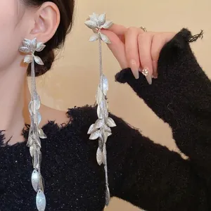 Vintage Fiore Foglia Nappa Lunga Orecchini a Pendente Placcati Argento Ferro Metallo Cold Style Orecchini per Donna Gioielli Regalo