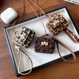 Leopard Print Leather Mini Bag Pendant Necklace For Women Retro Ins Style Handmade Alloy Metal Lock Long Chain Necklace Jewelry Gift