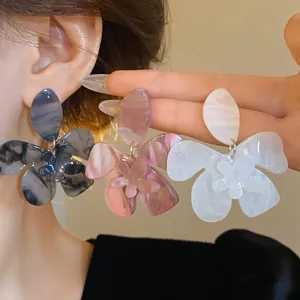Elegant resin flower earrings featuring marble ink wash effect and S925 silver needles.