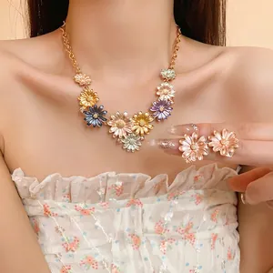 Elegant pastoral daisy flower enamel necklace and earrings set decorated with rhinestones