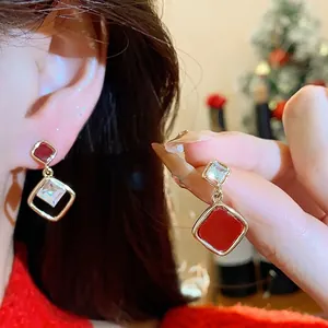 18K Gold Plattierte Zirkonia Ohrstecker Vintage Rote Geometrische Raute Ohrringe Mit 925 Sterlingsilber Ohrstecker-Stift Für Damen
