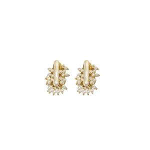 Bellissimi orecchini a perno vintage in perle finte con ago in argento s925 donna