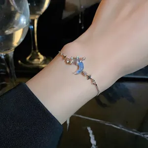 Elegant zircon star and moon adjustable pull-out bracelet for women luxury jewelry