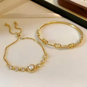 Elegant 18k gold plated pig nose link bangle and pearl charm bracelet jewelry set for women